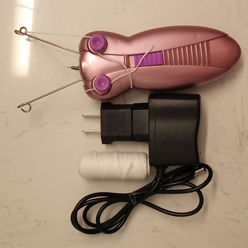 💲3/25💲Electric eyebrow threader